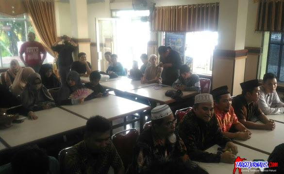 Deklarasi Prabowo-Sandiaga di Padang  Bakal Dihadiri Neno Warisman