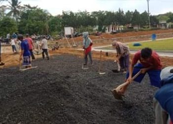 Gotong Royong Sudah Jadi Rutinitas Bagi Warga Gedung Boga Guna Membangun Desanya