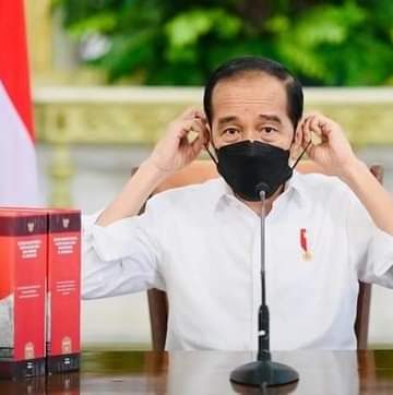 Presiden Jokowi Mengimbau Semua Pihak Tetap Bekerja Keras Agar I Juta Vaksinasi Per Hari Terus Dilakukan