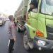 Kapolres Loteng Langsung Terjun Tegur Sopir Fuso Terobos Trafict Light