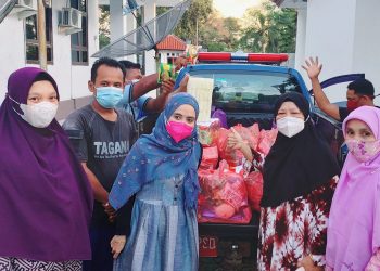 Hj Rosmala Sukirman Gerakkan Bantuan Masyarakat Terdampak PPKM melalui GOW
