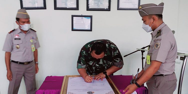 Dandim 0431/Babar Hadiri Pencanangan External Pembangunan Zona Integritas Menuju WBK/WBBM