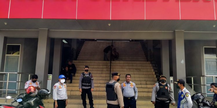 Patroli Dipasar, Patroli Samapta Sampaikan Himbauan Dialogis