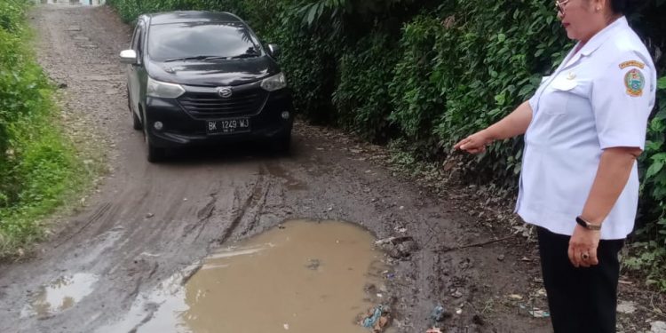 SMA N 1 Juhar Butuh Perhatian Pemerintah; Perbaikan jalan dan Musolah
