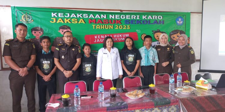 Kejaksaan Negeri Karo Sampaikan Pesan Kepada Siswa Di Gunung Sinabung,Dan Cegah Penyalahguna Narkoba