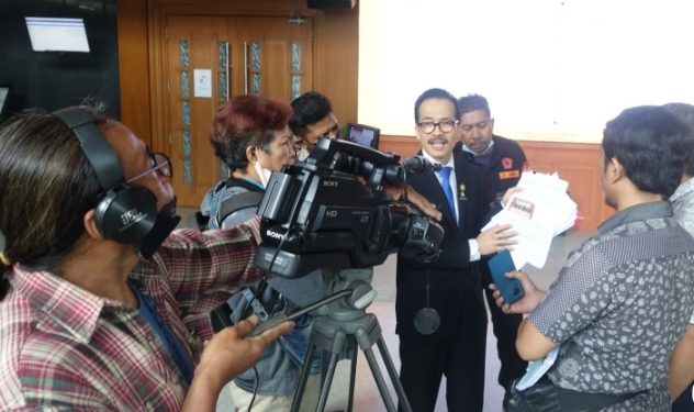 Terkait Keterangan Palsu Perkara APKOMINDO, Hakim Sarankan Buat LP