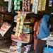 Babinsa Koramil 431-03/Kelapa Update Harga Sembako di Pasar Tempilang