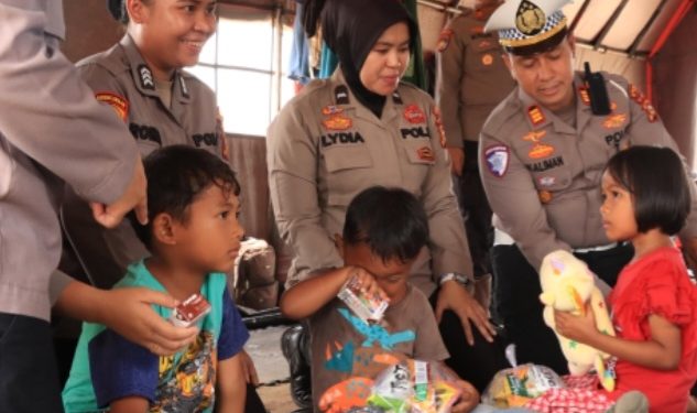 Pulihkan Luka Phisikologis Pasca Kerusuhan, Polres Siak Gelar Trauma Healing Untuk Korban di Tenda Pengungsian PT SSL